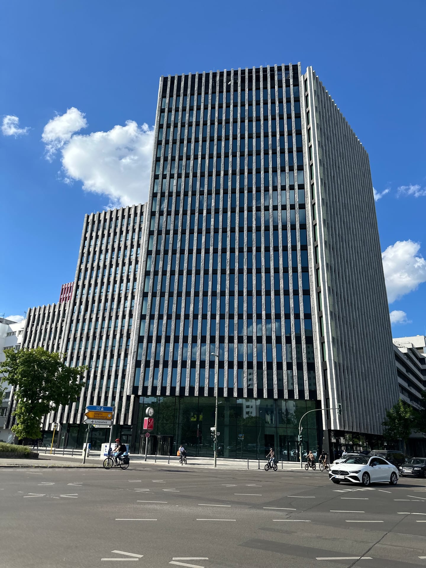 Bürogebäude Kurfürstenstraße 72 — Bild 1
